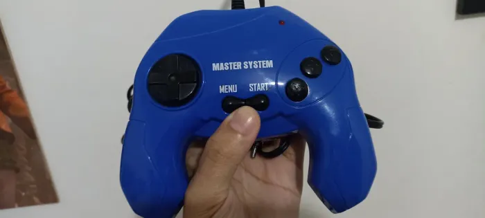 Master system com jogos na memória