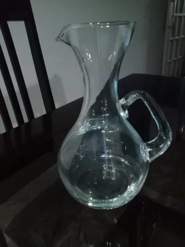 Jarra em Vidro Para Vinho (700ml)