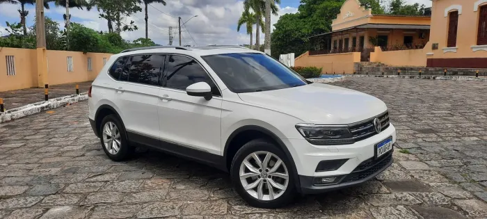 Volkswagen Tiguan Allspac Comf 250 TSI 1.4 Flex 2018
