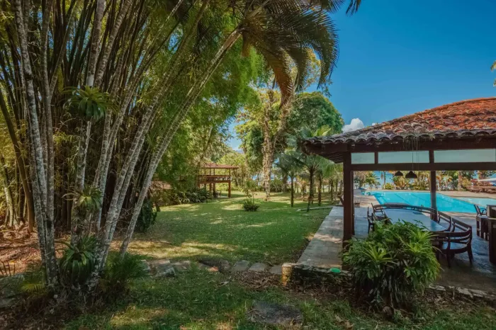 Angra dos Reis - Ilha da Gipoia - Praia da Fazenda -15.000m2 de terreno e 4.000m2 de área