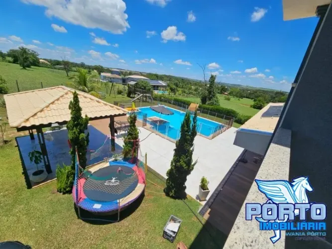 Residencia Condomínio Palmas Del Rey