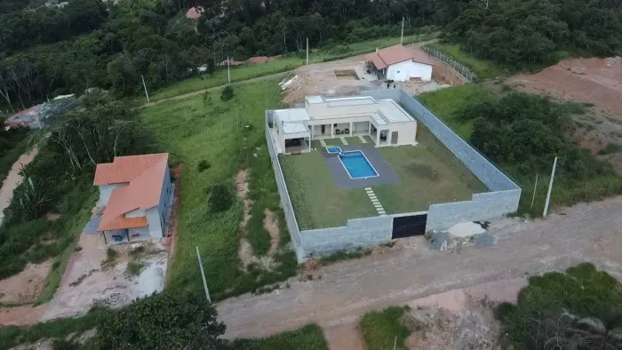86CM- CHÁCARA EM COTIA PARA DESCANSO EM FAMIILIA