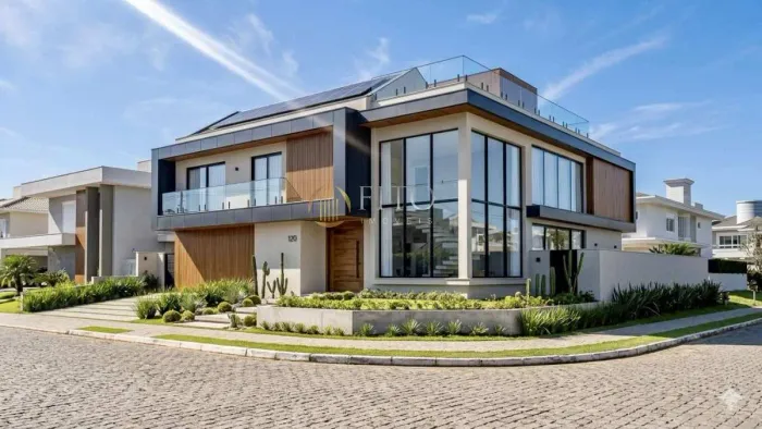 Terreno em Jurerê Internacional à venda | Esquina, 450m², a 700m do mar!