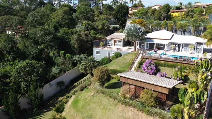 Casa no condomínio Porta do Sol