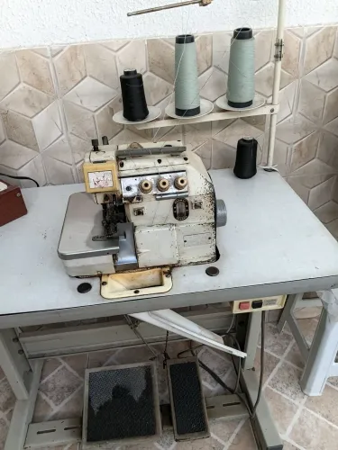 Maquina overlok