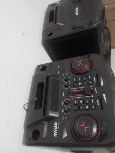 Vendo esse duas caixas de som 