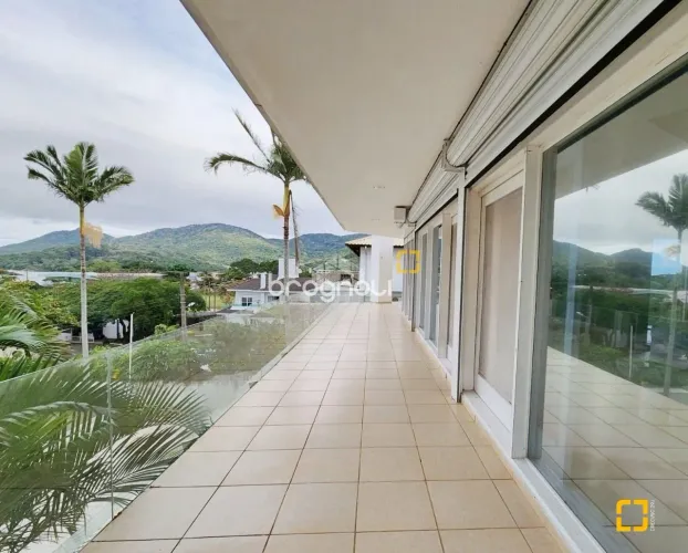 Casa com 8 quartos à venda por R$ 12.000.000,00 na Lagoa da Conceição