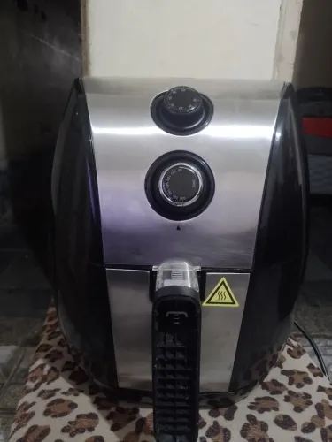 Air fry em bom estado