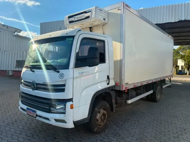 Vw 11-180 Camara fria 6 metros