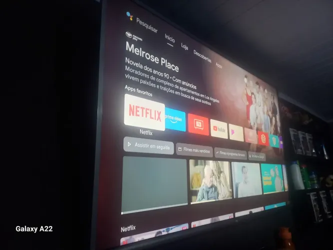 Tv tcl smart 50 polegadas ...usada mas em ótimo estado ...