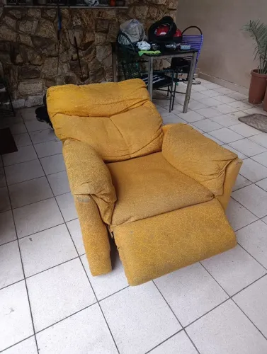 Poltrona inclinável
