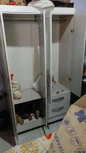 Armário Guarda-Roupa