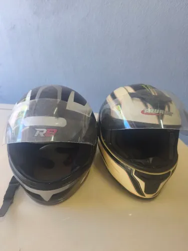 2 capacetes adulto 