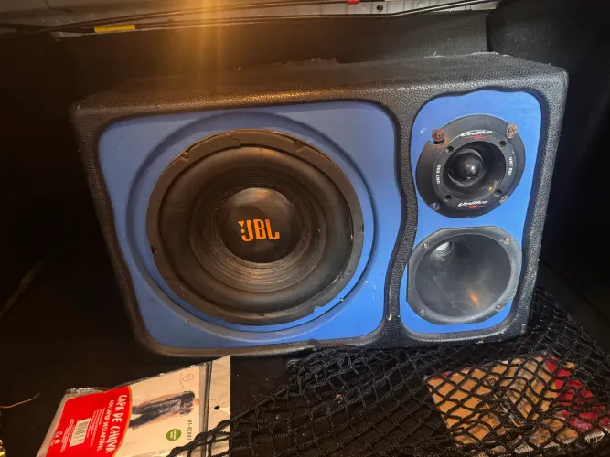 Caixa Trio JBL + Módulo Corzus HT600 + Módulo Taramps TS400x4 - Completo