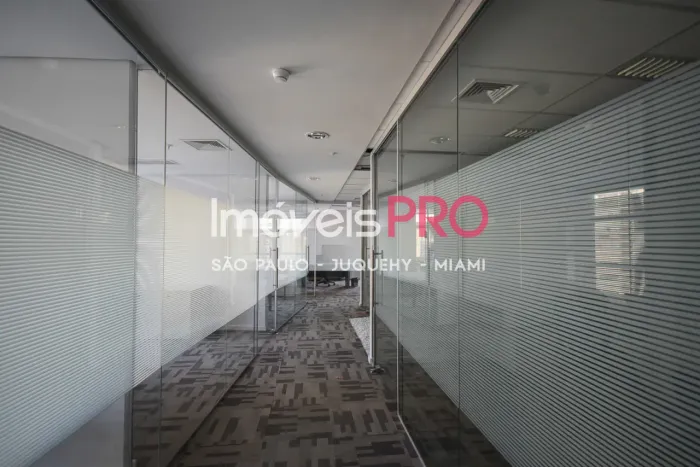Laje corporativa com 311m² mobiliada na JK