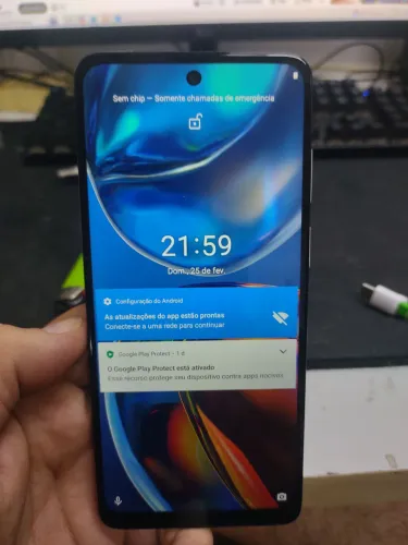 Motorola E32 - 64gb - 4gb RAM 