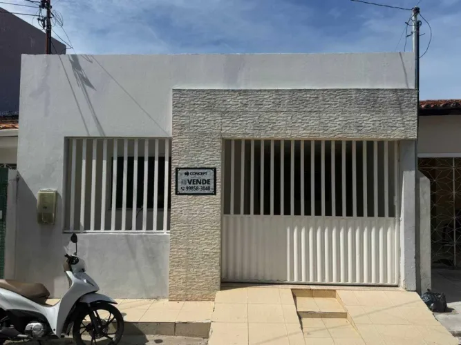 CASA EM RUA PUBLICA NO CIRURGIA [3086]