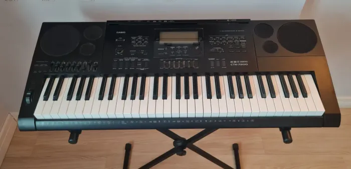 Teclado Cassio CTK 7200