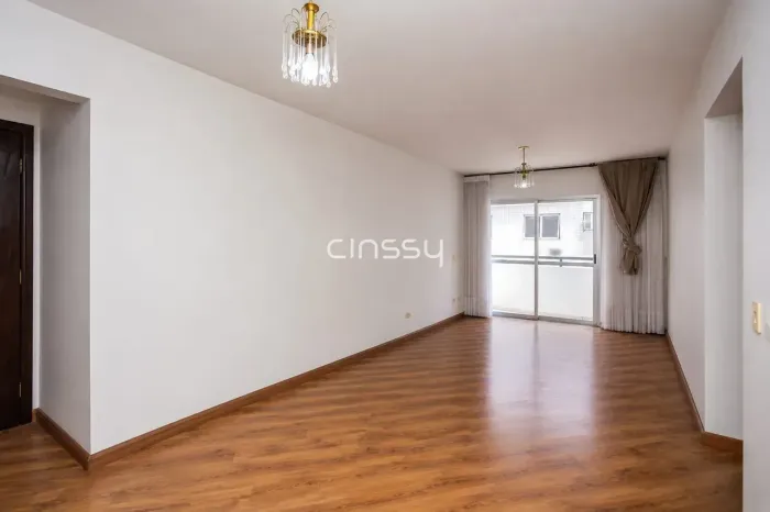 Apartamento semimobiliado
