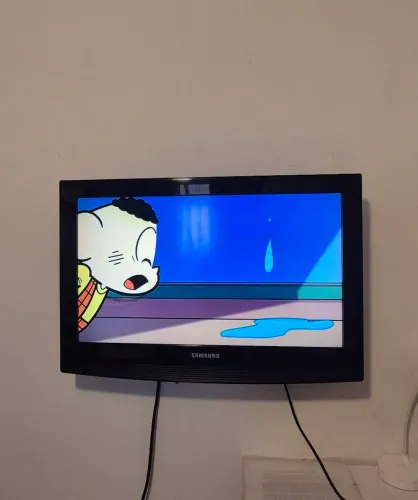 TV Samsung 26 polegadas (Funciona perfeitamente como Monitor/TV)