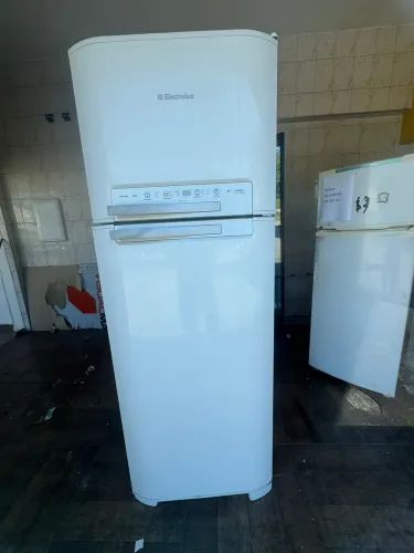 Geladeira Electrolux zerada