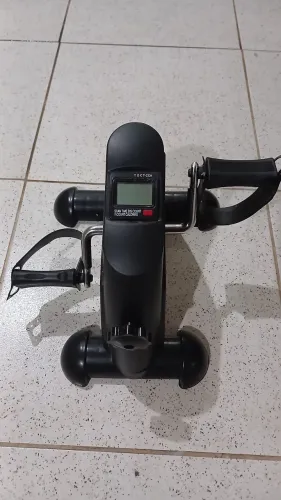 Mini bicicleta ergométrica (fisioterapia)