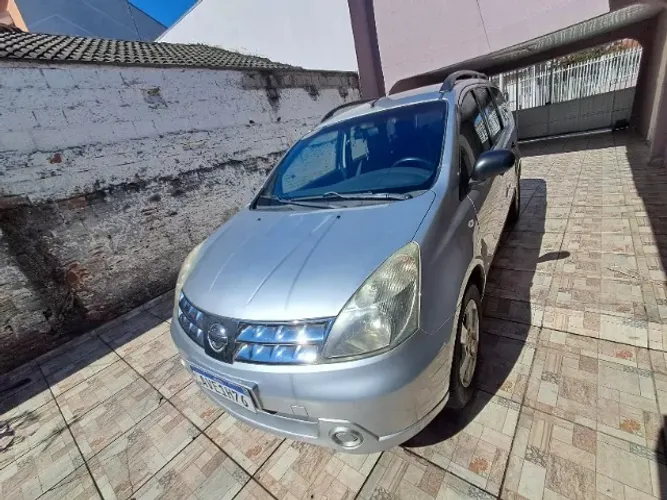 Nissan Livina Grand S 1.8 16V Flex Fuel Mec. 2012