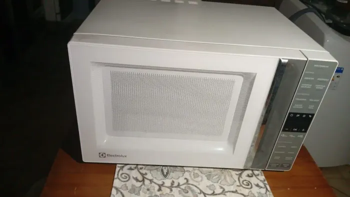 Vendo microondas novo 