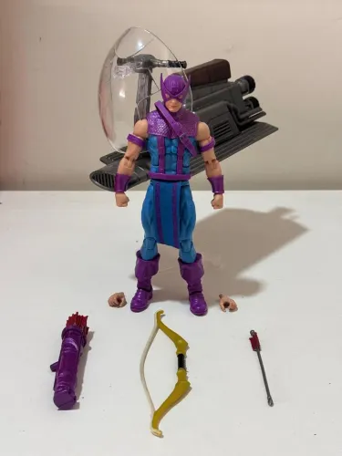 Gavião Arqueiro Marvel Legends Hasbro