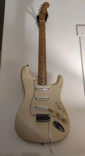 Fender Stratocaster MIM 2000
