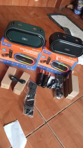 Vendo caixa de som Bluetooth a prova de água