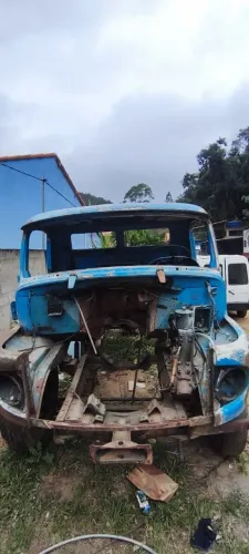 Cabine Mercedes 1113 teto baixo