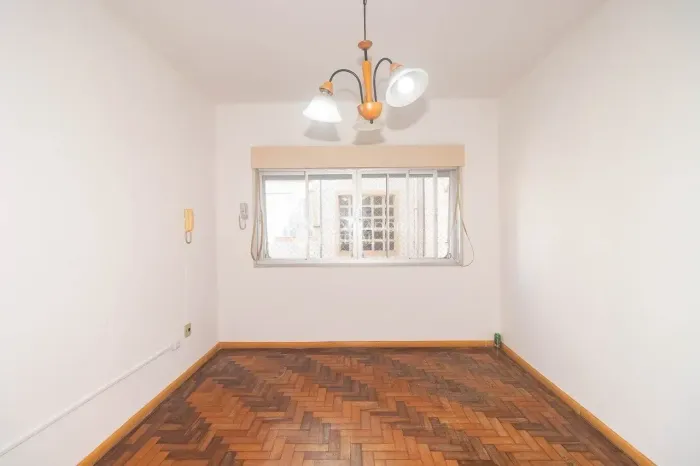 Imóvel para aluguel possui 46 metros quadrados com 1 quarto em Centro Histórico - Porto Al