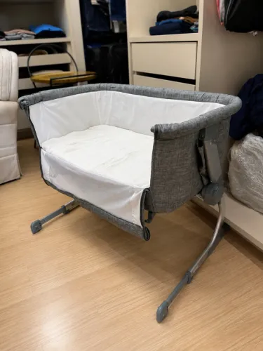 Berço co-sleeper Safety 1st side by side cinza