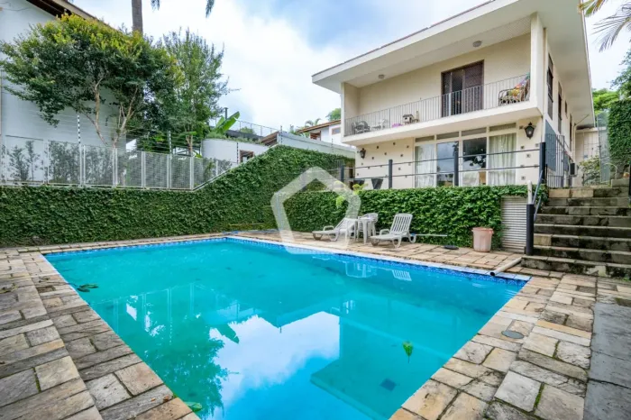 Casa para venda em Vila Ida com 5 quartos, sendo 3 suítes, 378m²