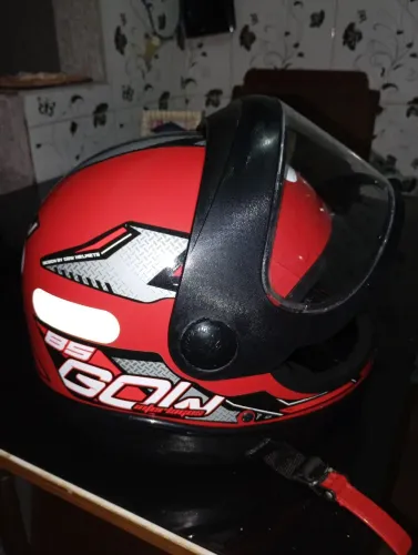 Vende-se esse capacete