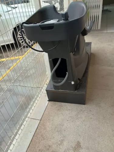 Vende cadeira de cabeleireiro
