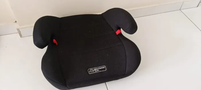 Assento infantil para carro