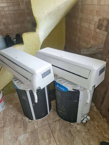 Ar condicionado 18k oportunidade semi novo