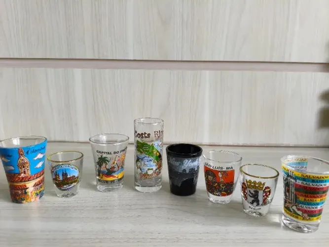 Copos de Shot de várias partes do mundo kit c/ 8 Raros Perfeitos de coleção