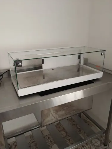 B-VF77 - Vitrine 77cm Branca - Omega
