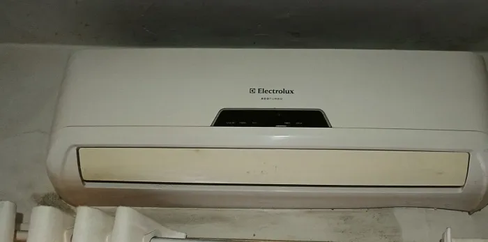 Ar-condicionado Eletrolux da linha split.