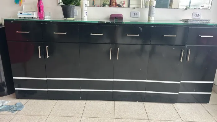 Balcão preto