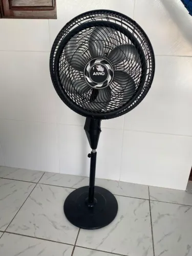 Vendo ventilador de coluna Arno estado novo!