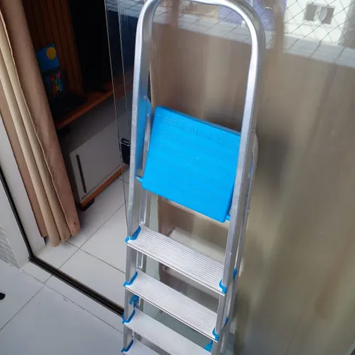 Escada 5 degrau de alumínio