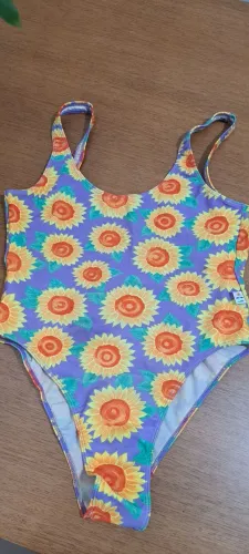 Maio para praia e piscina 