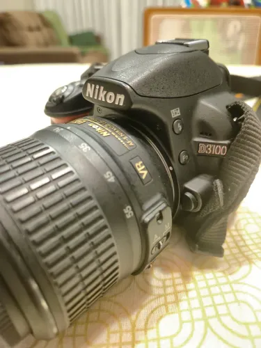 Nikon D3100