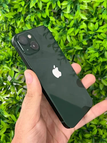iPhone 13, 128gigas, bateria 68%, funcionando perfeitamente.