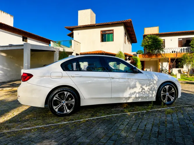 BMW 320I A Modern/sport TB 2.0/a.flex 16V 4P 2018