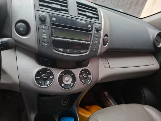 Toyota RAV4 2.4 4X4 16V 170cv Aut. 2007